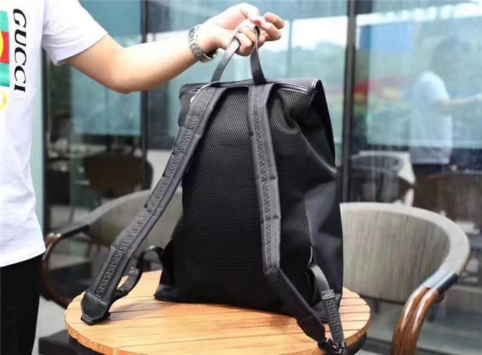 型號：00023-1黑扣範思哲Versace專櫃同步原單背包雙肩包蛇妖杜美莎書包￥1680.00的图片-高仿範思哲包包Versace