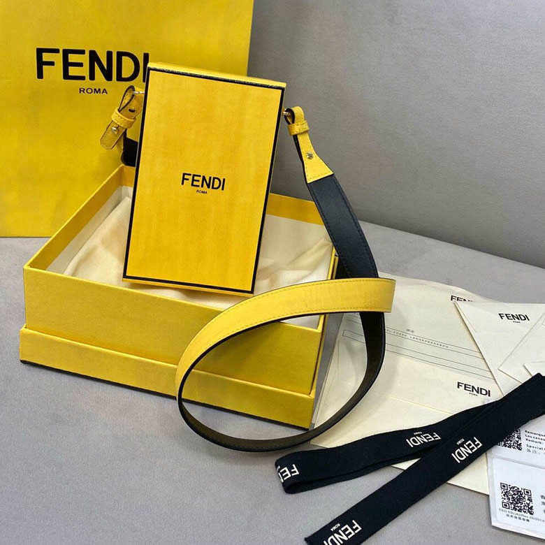 FENDI芬迪幾何圖形創意設計百搭小包70309黃色￥1960.00