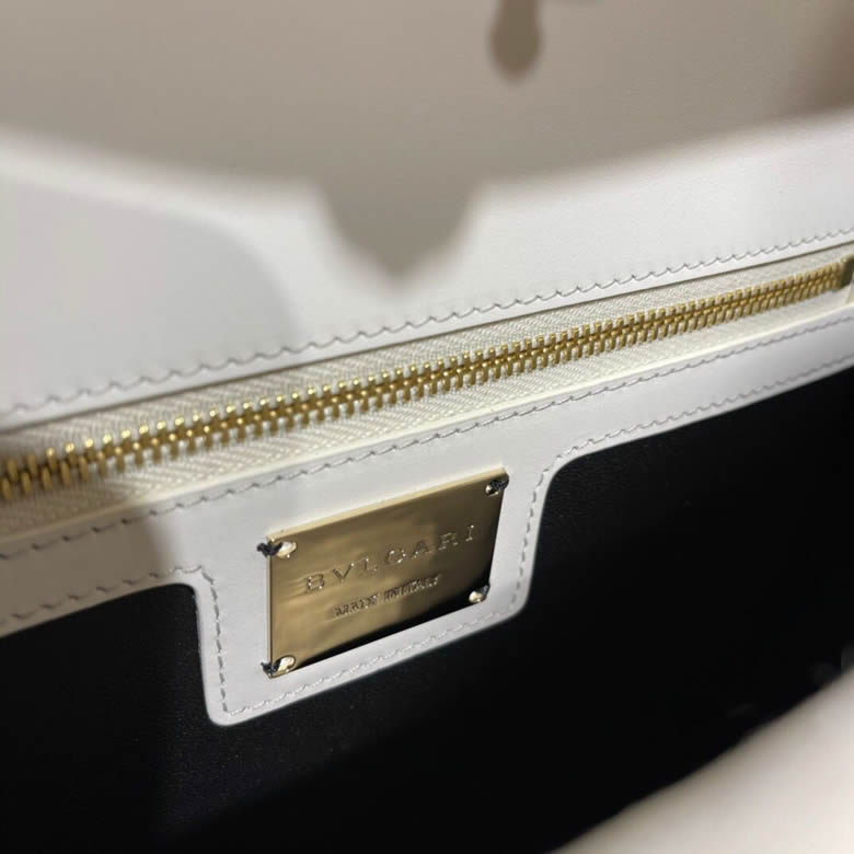 原單寶格麗Serpenti Diamond Blast繫列單層單肩斜挎包288656灰¥2980.00的图片-高仿寶格麗包包Bulgari 原單寶格麗Serpenti Diamond Blast繫列單層單肩斜挎包288656灰¥2980.00的图片-高仿寶格麗包包Bulgari