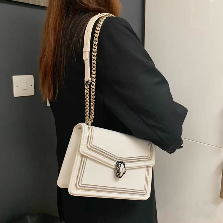 原單寶格麗Serpenti Diamond Blast繫列單層單肩斜挎包288656灰¥2980.00的图片-高仿寶格麗包包Bulgari 原單寶格麗Serpenti Diamond Blast繫列單層單肩斜挎包288656灰¥2980.00的图片-高仿寶格麗包包Bulgari