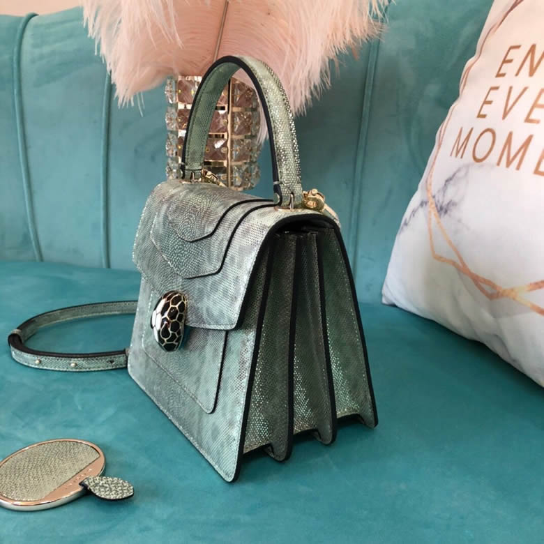 原單寶格麗薄荷綠金屬質感水蛇皮手提單肩斜挎包38329287093￥3980.00的图片-高仿寶格麗包包Bulgari