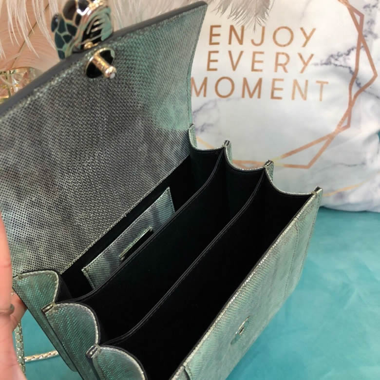 原單寶格麗薄荷綠金屬質感水蛇皮手提單肩斜挎包38329287093￥3980.00的图片-高仿寶格麗包包Bulgari