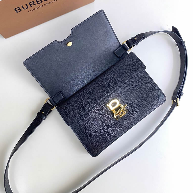 Burberry巴寶莉 最新TB繫列風琴信封包黑色￥980.00的图片-高仿博柏利包包Burberry巴寶莉、高仿博柏利女包Burberry巴寶莉