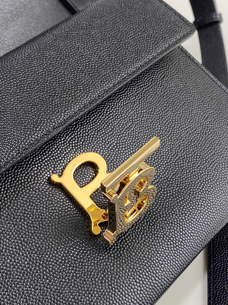 Burberry巴寶莉 最新TB繫列風琴信封包黑色￥980.00的图片-高仿博柏利包包Burberry巴寶莉、高仿博柏利女包Burberry巴寶莉