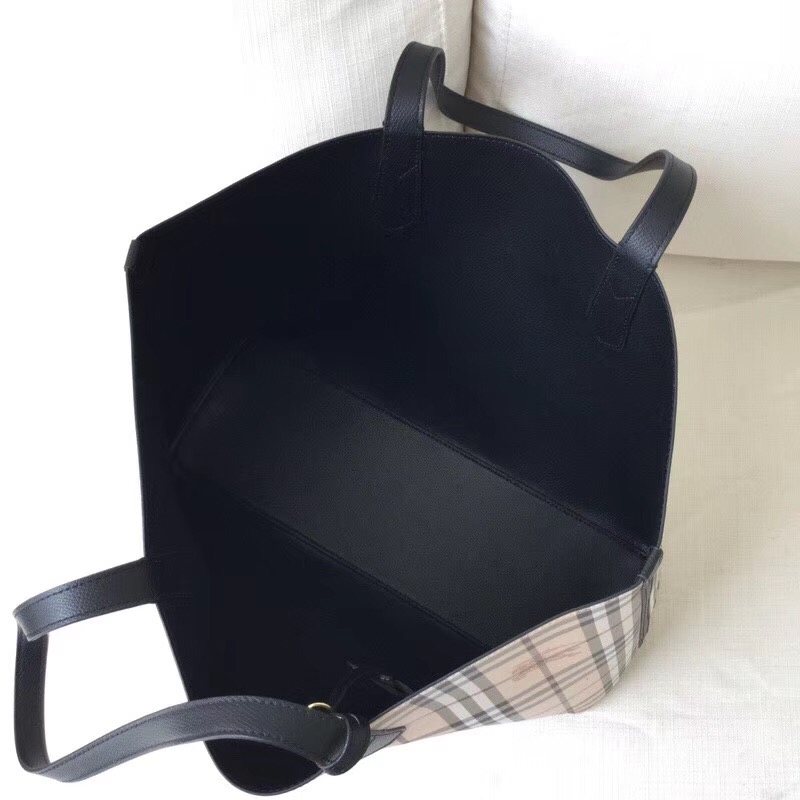 Burberry巴寶莉 Haymarket格紋 拼色雙面 購物袋 手提女包 黑色￥1480.00的图片-高仿博柏利包包Burberry巴寶莉、高仿博柏利女包Burberry巴寶莉