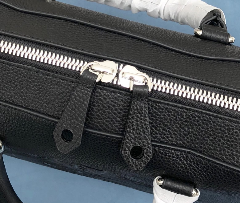 巴寶莉官網Burberry男士公文包壓花徽章正品刻模￥1980.00的图片-高仿博柏利包包Burberry巴寶莉、高仿博柏利男包Burberry巴寶莉