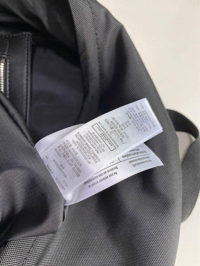 原單Burberry巴寶莉皮革飾牌裝飾品牌專屬標識圖案尼龍雙肩包￥1480.00的图片-高仿博柏利包包Burberry巴寶莉、高仿博柏利男包Burberry巴寶莉