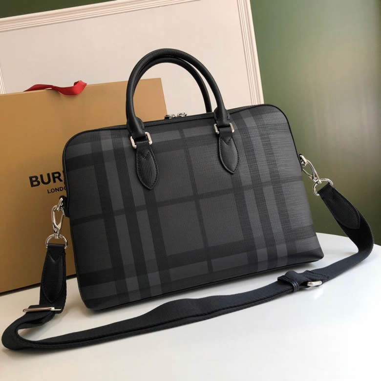Burberry原版一比一巴寶莉煙熏格紋裁片男款公文包￥1480.00的图片-高仿博柏利包包Burberry巴寶莉、高仿博柏利男包Burberry巴寶莉