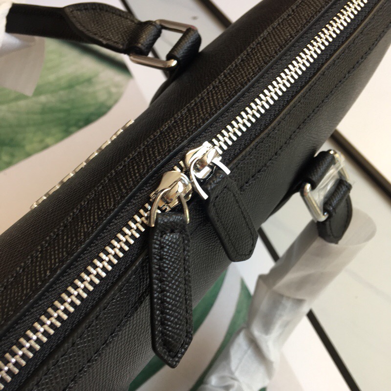 頂級專櫃老鼠貨 最新款頂級原單貨巴寶莉男士公文包5210￥1680.00的图片-高仿博柏利包包Burberry巴寶莉、高仿博柏利男包Burberry巴寶莉