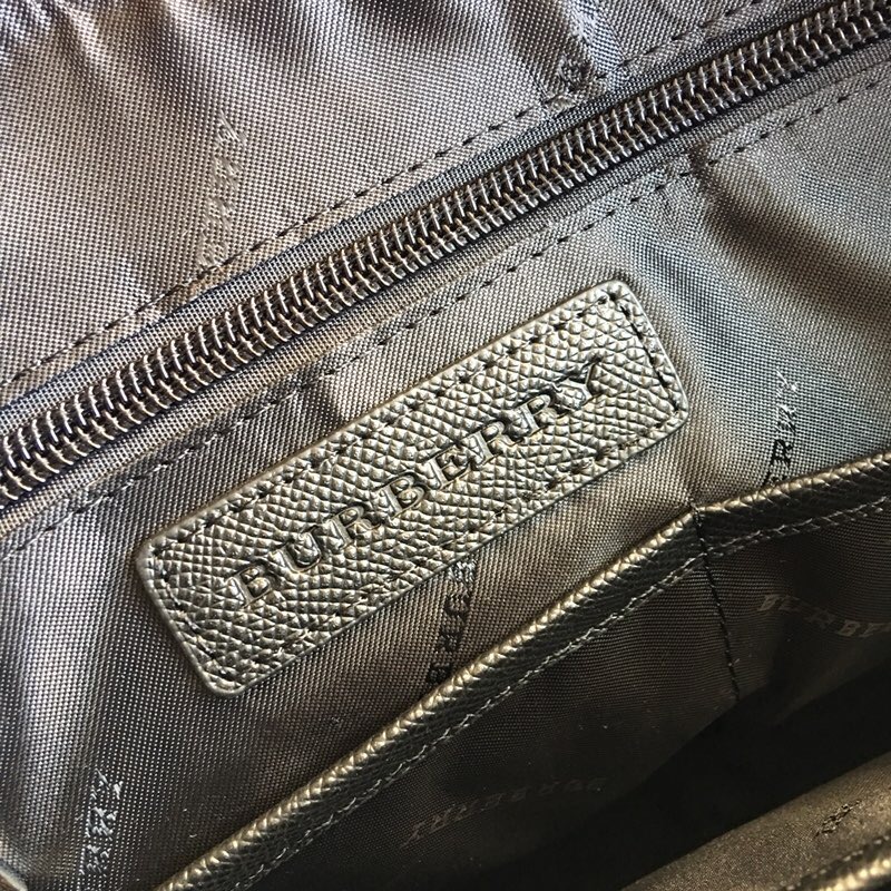 頂級專櫃老鼠貨 最新款頂級原單貨巴寶莉男士公文包5210￥1680.00的图片-高仿博柏利包包Burberry巴寶莉、高仿博柏利男包Burberry巴寶莉