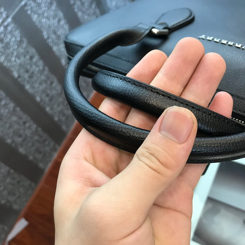 頂級專櫃老鼠貨 最新款頂級原單巴寶莉男士公文包￥1680.00的图片-高仿博柏利包包Burberry巴寶莉、高仿博柏利男包Burberry巴寶莉