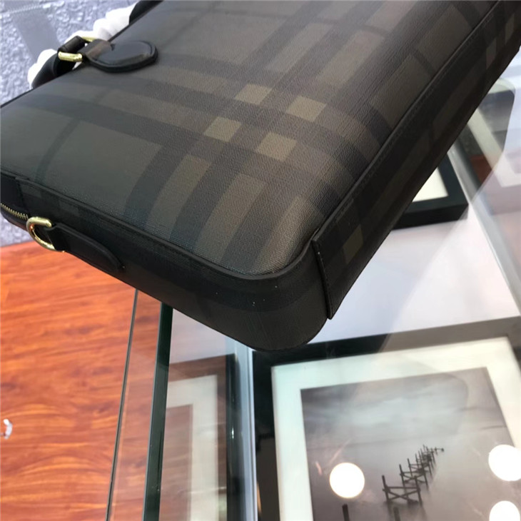 頂級專櫃老鼠貨 最新款巴寶莉男士公文包￥1480.00的图片-高仿博柏利包包Burberry巴寶莉、高仿博柏利男包Burberry巴寶莉