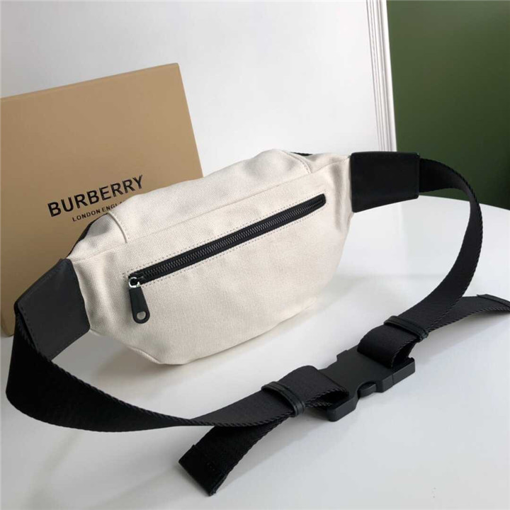 精仿Burberry腰包仿巴寶莉中號Horseferry印花棉質帆佈腰包80146411￥980.00的图片-高仿博柏利包包Burberry巴寶莉、高仿博柏利男包Burberry巴寶莉