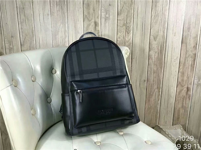 原單巴寶莉雙肩包仿巴寶莉背包專櫃最新款男士雙肩旅行包原版牛皮 ￥980.00的图片-高仿博柏利包包Burberry巴寶莉、高仿博柏利男包Burberry巴寶莉