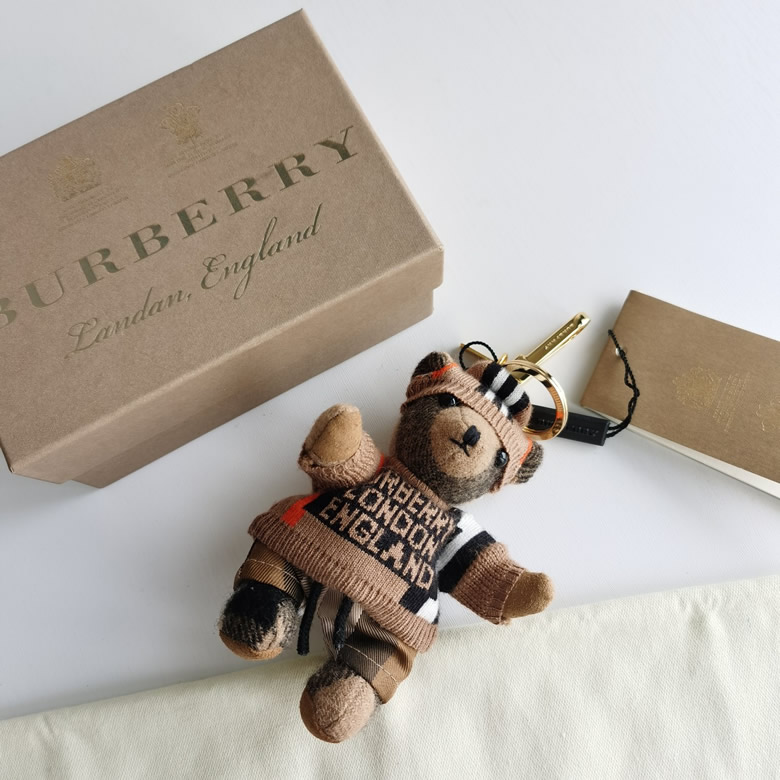 巴寶莉最新款小熊掛件泰迪熊鑰匙扣原單￥680.00的图片-高仿博柏利包包Burberry巴寶莉、高仿博柏利錢包Burberry巴寶莉