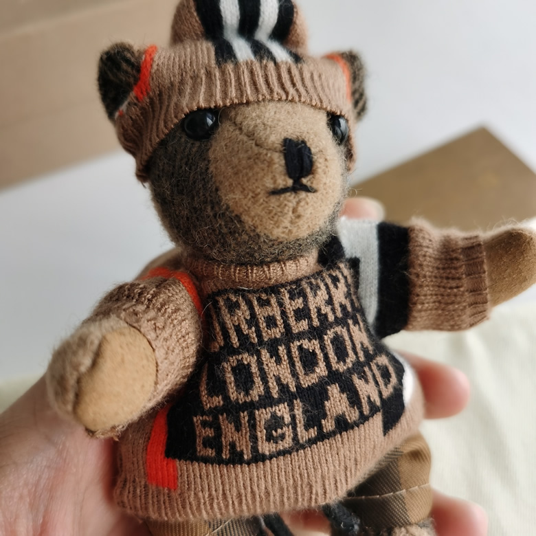 巴寶莉最新款小熊掛件泰迪熊鑰匙扣原單￥680.00的图片-高仿博柏利包包Burberry巴寶莉、高仿博柏利錢包Burberry巴寶莉