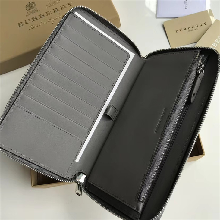 高仿Burberry巴寶莉格紋拼皮革全拉鏈錢夾￥980.00的图片-高仿博柏利包包Burberry巴寶莉、高仿博柏利錢包Burberry巴寶莉