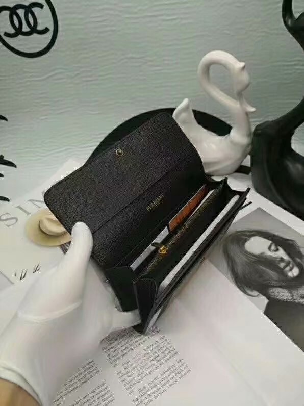 高仿巴寶莉女士長款錢包最新款錢夾專櫃品質拼接撞色手拿包￥880.00的图片-高仿博柏利包包Burberry巴寶莉、高仿博柏利錢包Burberry巴寶莉