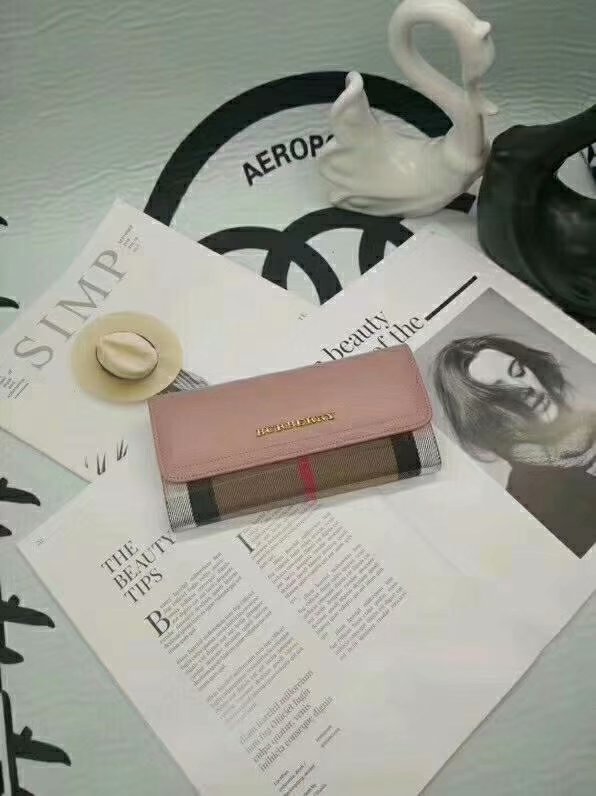 高仿巴寶莉女士長款錢包最新款錢夾專櫃品質拼接撞色手拿包￥880.00的图片-高仿博柏利包包Burberry巴寶莉、高仿博柏利錢包Burberry巴寶莉