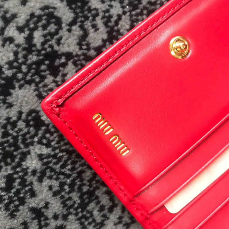 MIUMIU繆繆頂級小羊皮材質新款錢夾5ML204紅￥780.00的图片-高仿繆繆包包MiuMiu