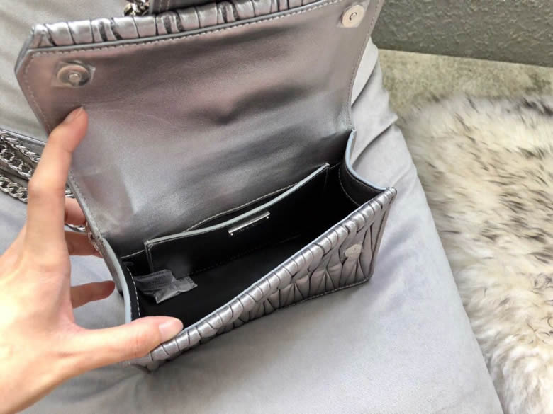 MIU MIU繆繆Matelasse頂級進口小羊皮單肩斜挎包5BD084￥1980.00的图片-高仿繆繆包包MiuMiu