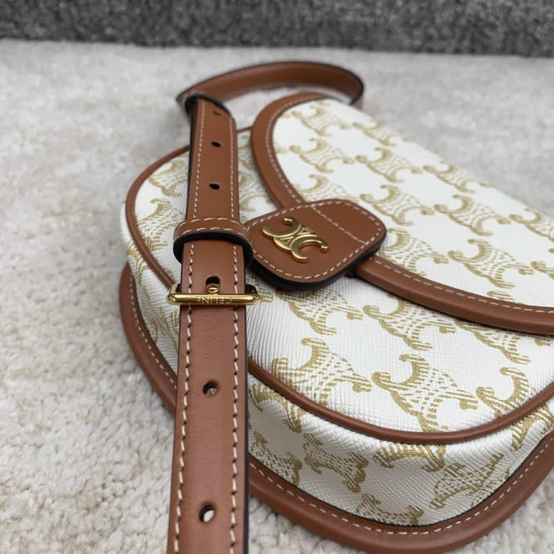 CELINE賽琳BESACE迷妳標誌印花和牛皮革手袋196702白￥1480.00的图片-高仿賽琳包包CELINE