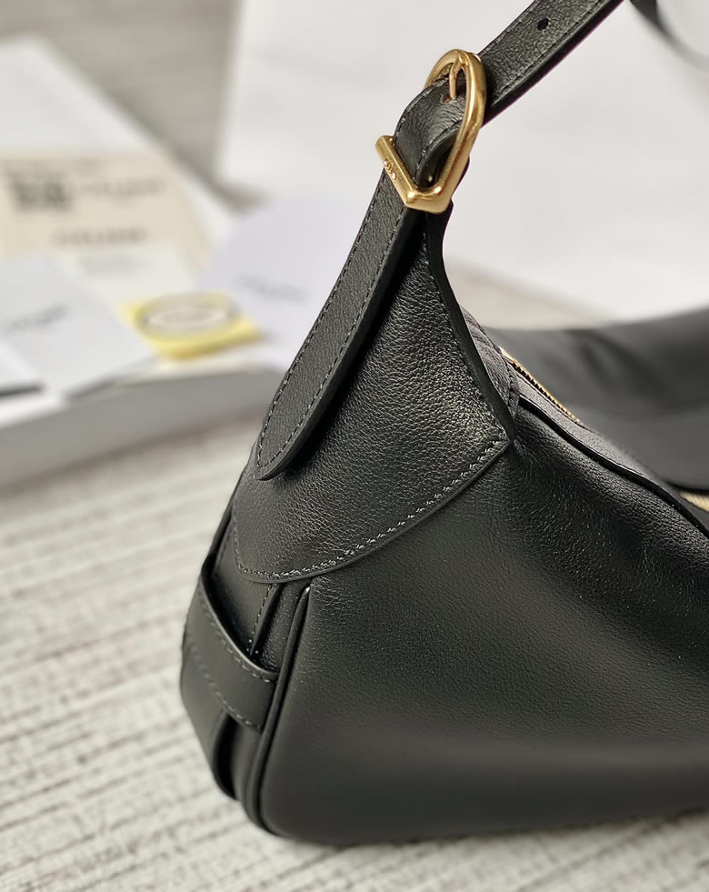 一比一高仿CELINE賽琳純色牛皮手袋197443黑￥1880.00的图片-高仿賽琳包包CELINE