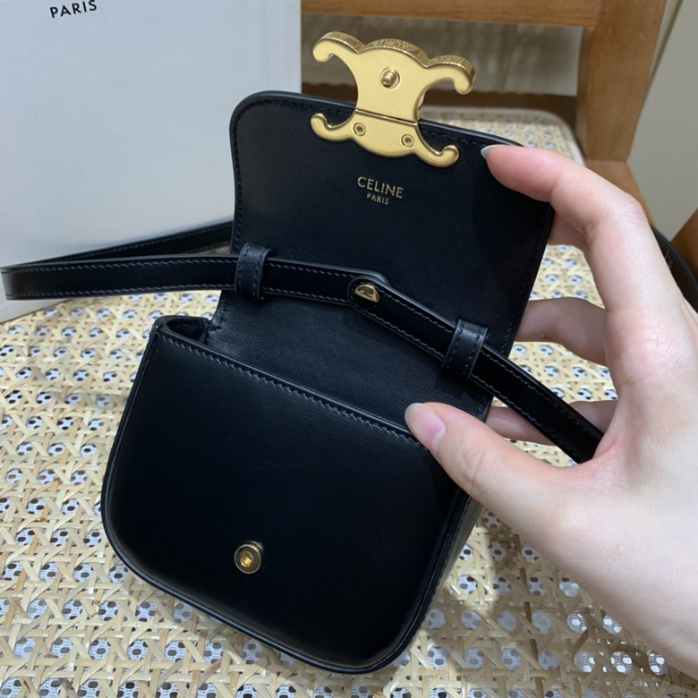 高仿塞琳女包CELINE MINI TRIOMPHE 11CM BAG 10I513黑色￥1480.00的图片-高仿賽琳包包CELINE