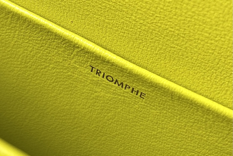 高仿CELINE 新款CUIR TRIOMPHE 凱旋門腋下包 199242黃¥1580.00的图片-高仿賽琳包包CELINE 高仿CELINE 新款CUIR TRIOMPHE 凱旋門腋下包 199242黃¥1580.00的图片-高仿賽琳包包CELINE