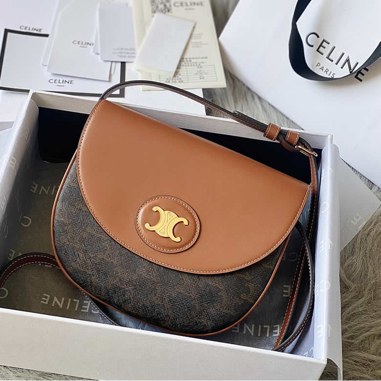 高仿CELINE TRIOMPHE CANVAS馬鞍郵差包 199106老花￥1580.00的图片-高仿賽琳包包CELINE