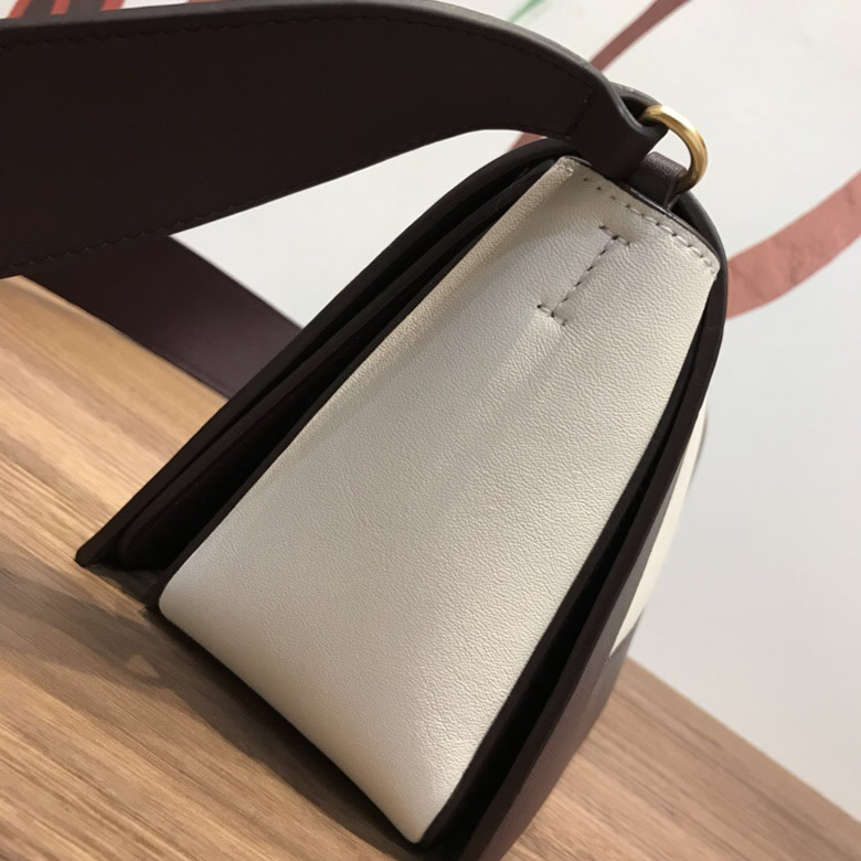 一比一高仿celine中國官網包包 frame方包￥1980.00的图片-高仿賽琳包包CELINE