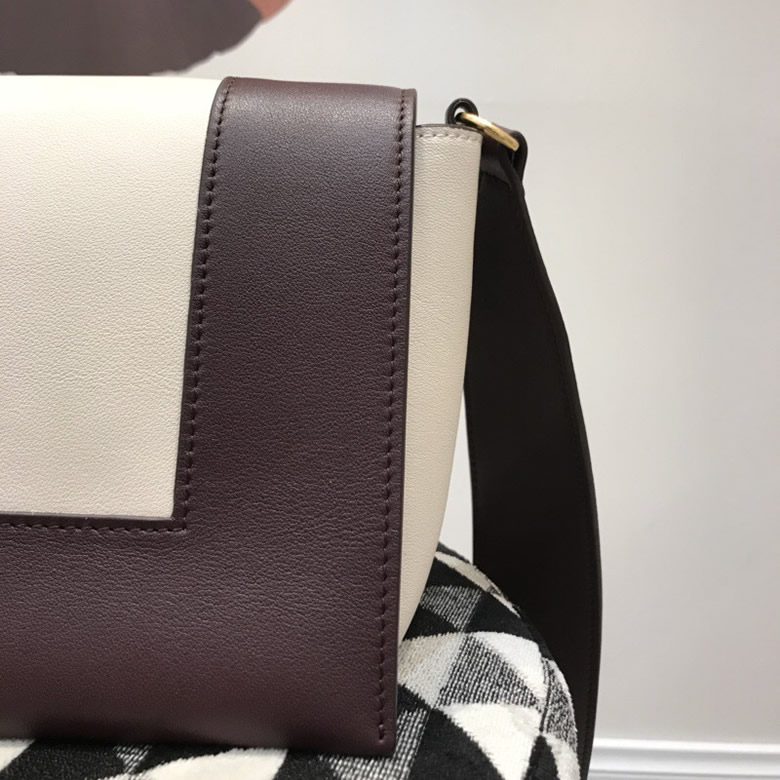 一比一高仿celine中國官網包包 frame方包￥1980.00的图片-高仿賽琳包包CELINE