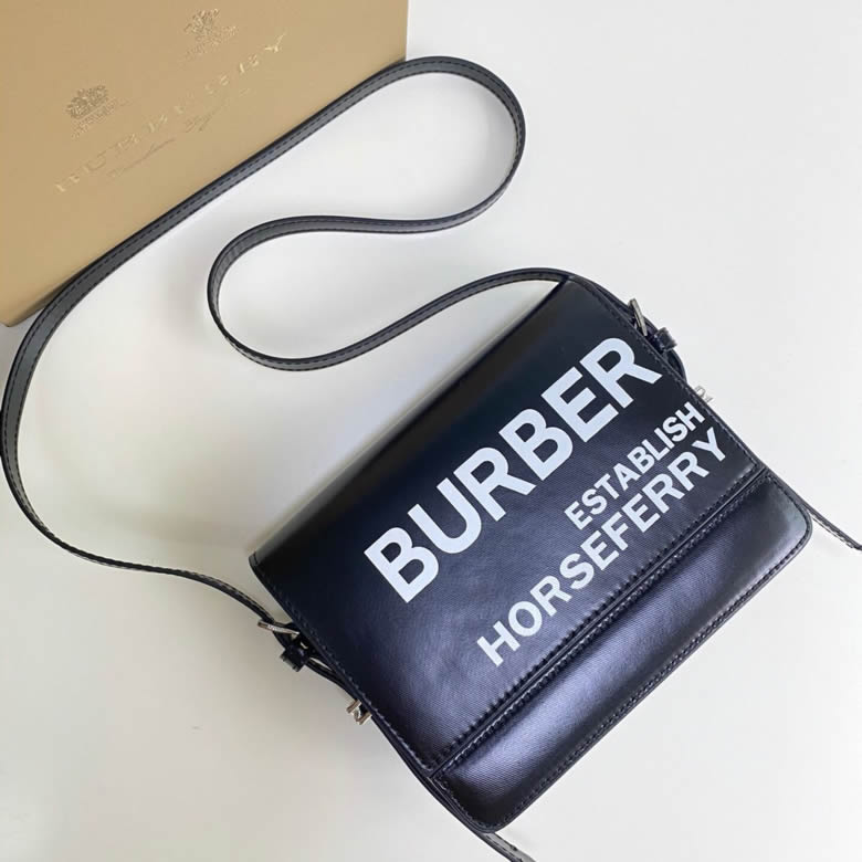 Burberry巴寶莉防水塗層帆佈Horseferry印花Grace格雷絲包斜挎包￥1480.00的图片-高仿博柏利包包Burberry巴寶莉、高仿博柏利女包Burberry巴寶莉