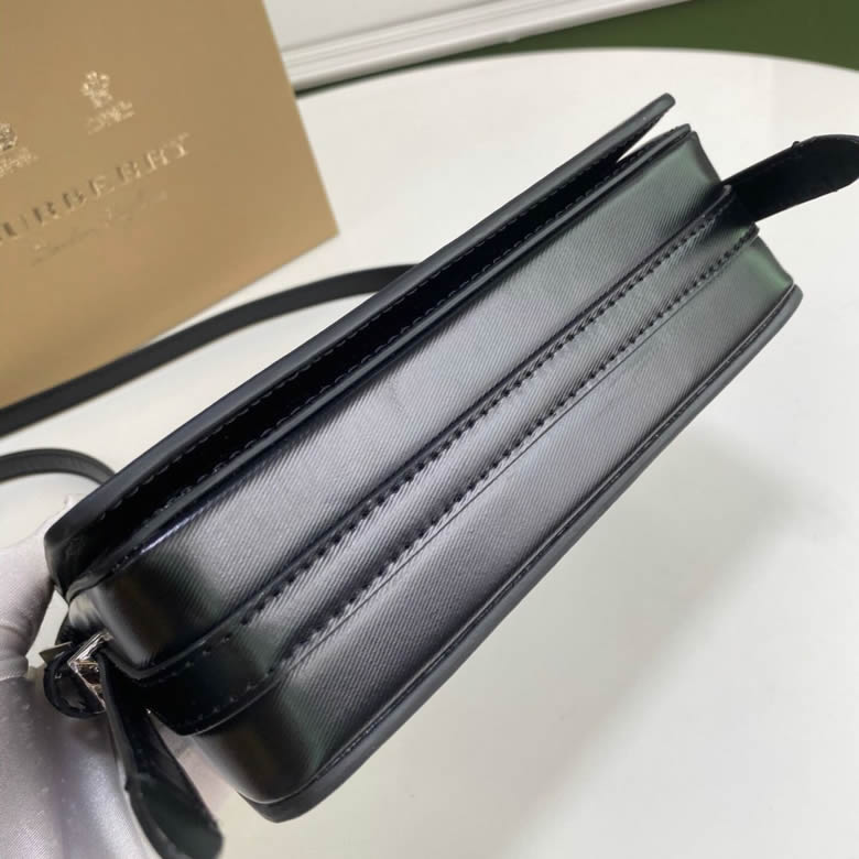 Burberry巴寶莉防水塗層帆佈Horseferry印花Grace格雷絲包斜挎包￥1480.00的图片-高仿博柏利包包Burberry巴寶莉、高仿博柏利女包Burberry巴寶莉