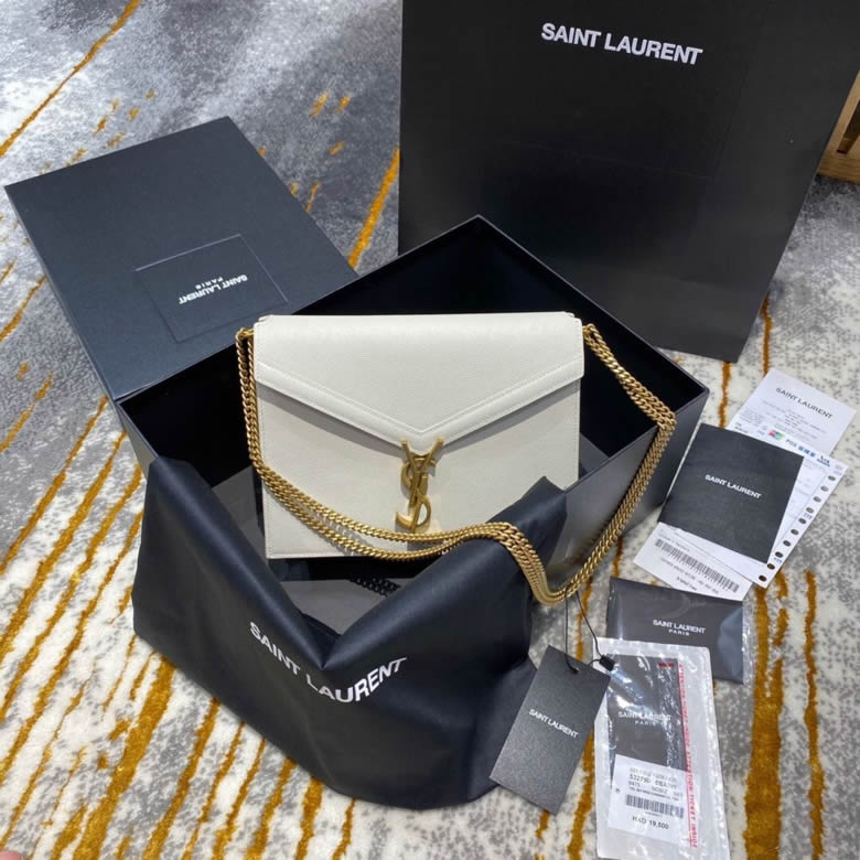 YSL/聖羅蘭CASSANDRA字母標誌粒面壓花真皮CLASP包 532750白色 ￥1980.00的图片-高仿聖羅蘭包包ysl