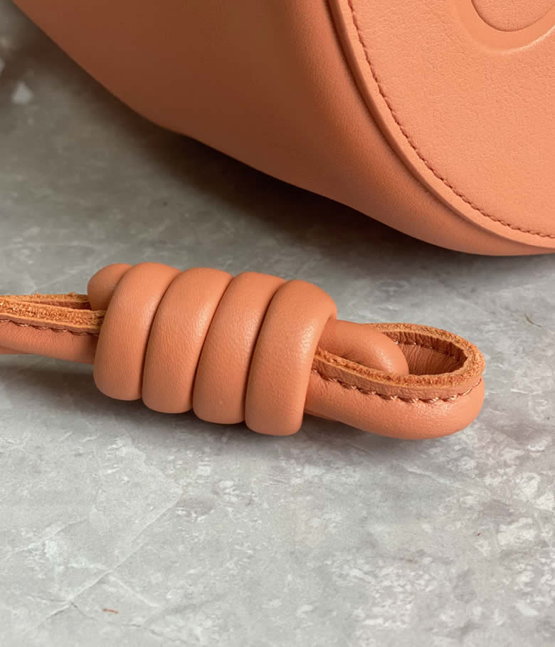 LOEWE羅意威Sailor抽繩水桶包 0678橘色￥1680.00的图片-高仿羅意威包包Loewe