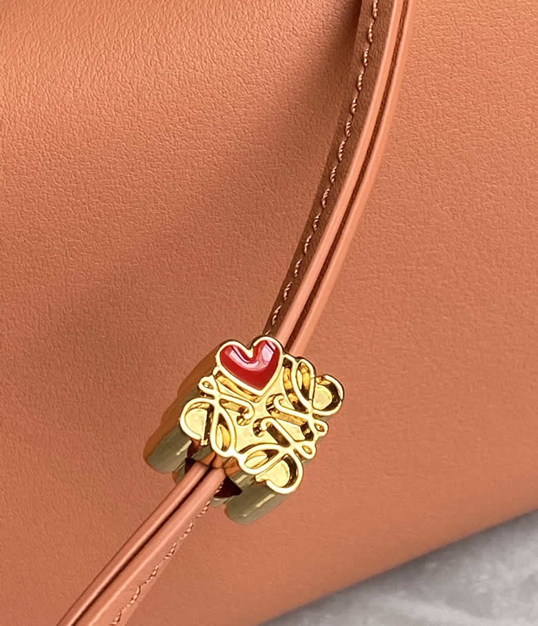 LOEWE羅意威520情人節限定款 cubi全皮飯盒包 0559橙￥1680.00的图片-高仿羅意威包包Loewe