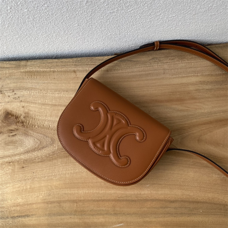 頂級原單羅意威2022春夏FOLCO馬鞍包 198263￥1980.00的图片-高仿羅意威包包Loewe