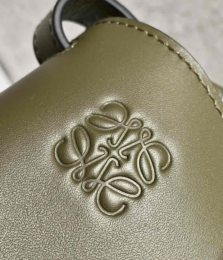 高仿羅意威母寛肩帶馬鞍包 10183￥1980.00的图片-高仿羅意威包包Loewe