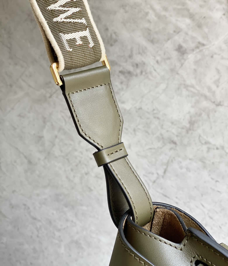 高仿羅意威母寛肩帶馬鞍包 10183￥1980.00的图片-高仿羅意威包包Loewe