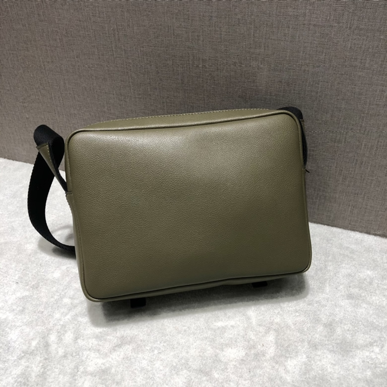 Loewe/羅意威 Military Messenger拼色郵差包￥1680.00的图片-高仿羅意威包包Loewe