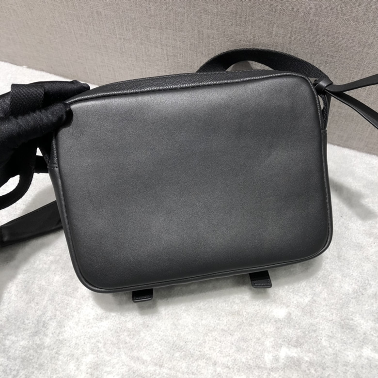 原單羅意威男包信使包lew military messenger xs郵差包A72￥1580.00的图片-高仿羅意威包包Loewe