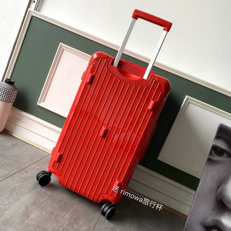 原單Rimowa日默瓦行李箱essential trunk繫列拉桿箱31寸90043紅色￥1980.00的图片-高仿日默瓦包包RIMOWA