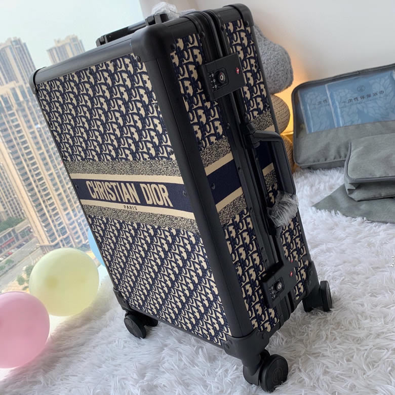 迪奧Christian Dior行李箱/拉桿箱90047￥1980.00的图片-高仿迪奧包包DIOR、高仿迪奧女包DIOR