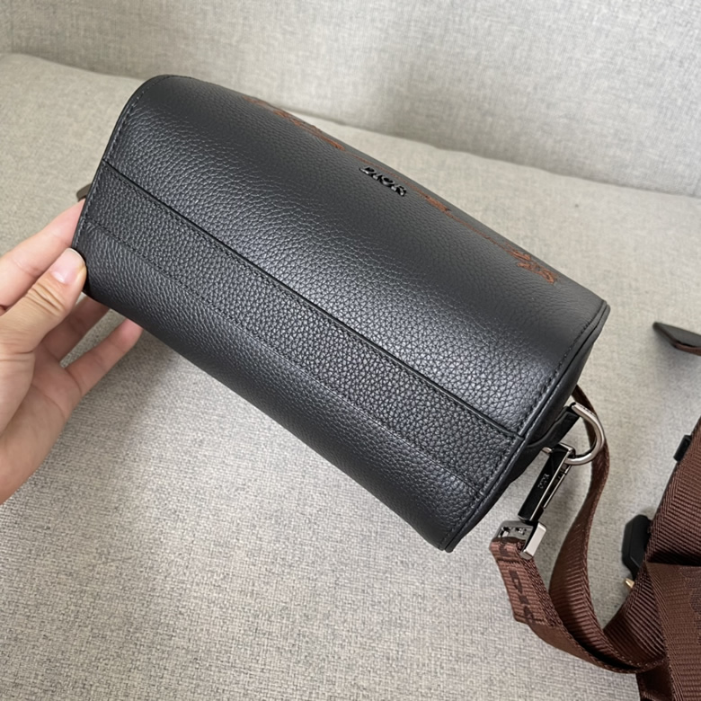 Dior與CACTUS JACK尊享聯名繫列可拆卸的肩帶帶有鋁扣可手提肩背或斜挎D9003-迪奧女包￥1480.00的图片-高仿迪奧包包DIOR、高仿迪奧女包DIOR