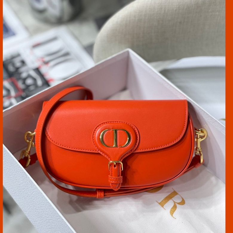 高仿DIOR女士DIOR BOBBY EAST-WEST手袋 M9327UMOL亮橙色￥1480.00的图片-高仿迪奧包包DIOR、高仿迪奧女包DIOR