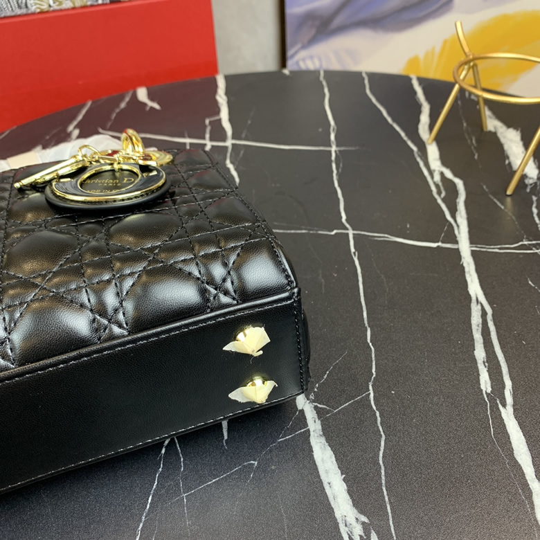 Dior/迪奧原版皮高品質琺瑯三格羊皮專櫃新Logo戴妃包黑色￥1480.00的图片-高仿迪奧包包DIOR、高仿迪奧女包DIOR