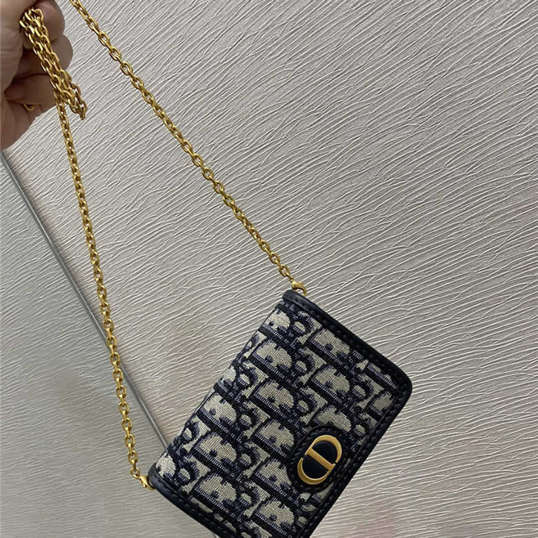dior官方網站迪奧30 MONTAIGNE NANO 手拿包迷妳鏈條包S2105¥1050.00的图片-高仿迪奧包包DIOR、高仿迪奧女包DIOR dior官方網站迪奧30 MONTAIGNE NANO 手拿包迷妳鏈條包S2105¥1050.00的图片-高仿迪奧包包DIOR、高仿迪奧女包DIOR