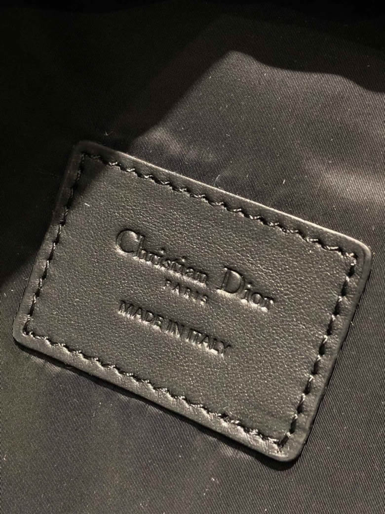 Dior/迪奧Diortravel女士雙肩背包 M6104STZQ_M928￥1480.00的图片-高仿迪奧包包DIOR、高仿迪奧女包DIOR