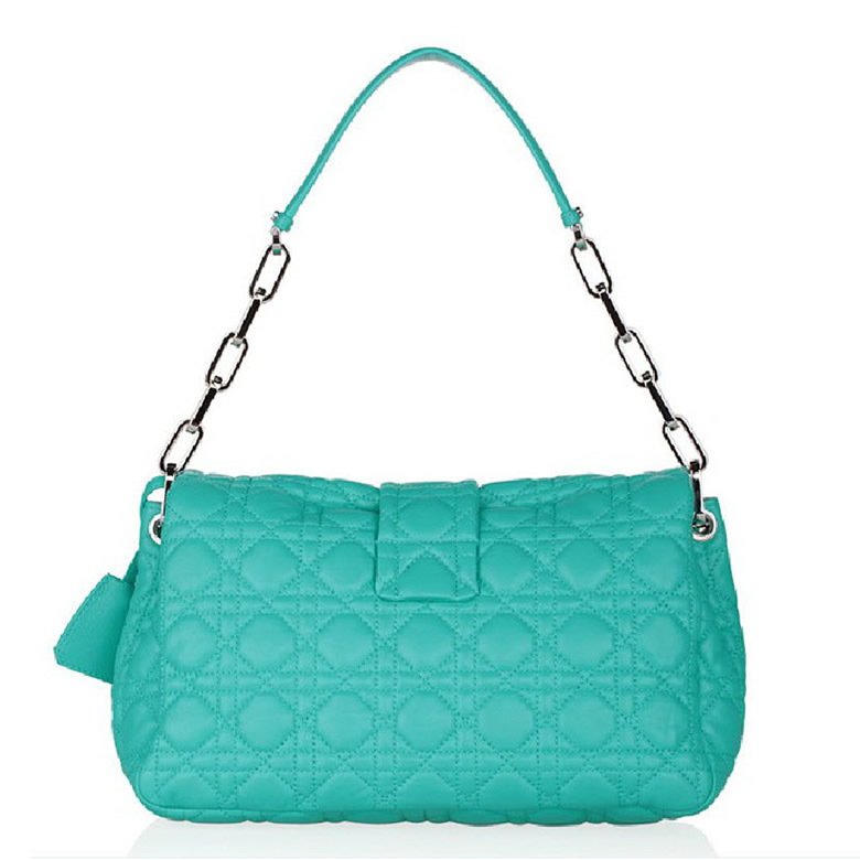 原單迪奧小羊皮DIOR NEW LOCK繫列銀色金屬拼接肩帶女士單肩包M9803PSSQ-593U柑桂酒藍色￥1150.00的图片-高仿迪奧包包DIOR、高仿迪奧女包DIOR